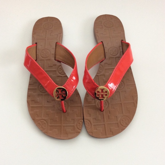 Tory Burch Shoes - 🎉HP🎉Tory Burch Thora Flip Flop
